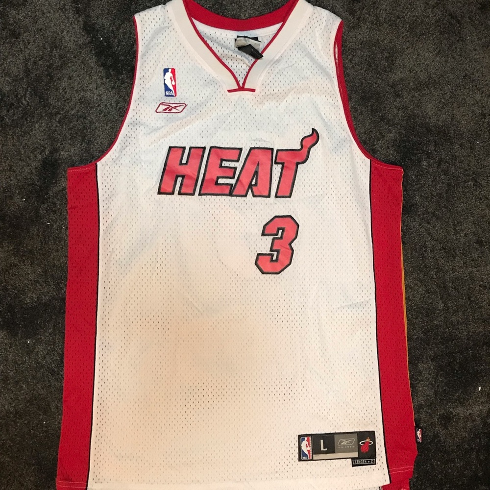 NBA Miami Heat Dwyane Wade 3 perfect condition